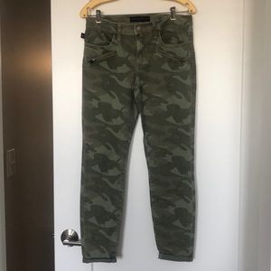Rock & Republic camo crop/ankle jeans/pants | Sz 8 26-27.5” inseam